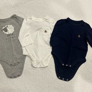 🌟BOGO🌟 Buy 1, Get 1 1/2 off!!  Baby Gap onesies